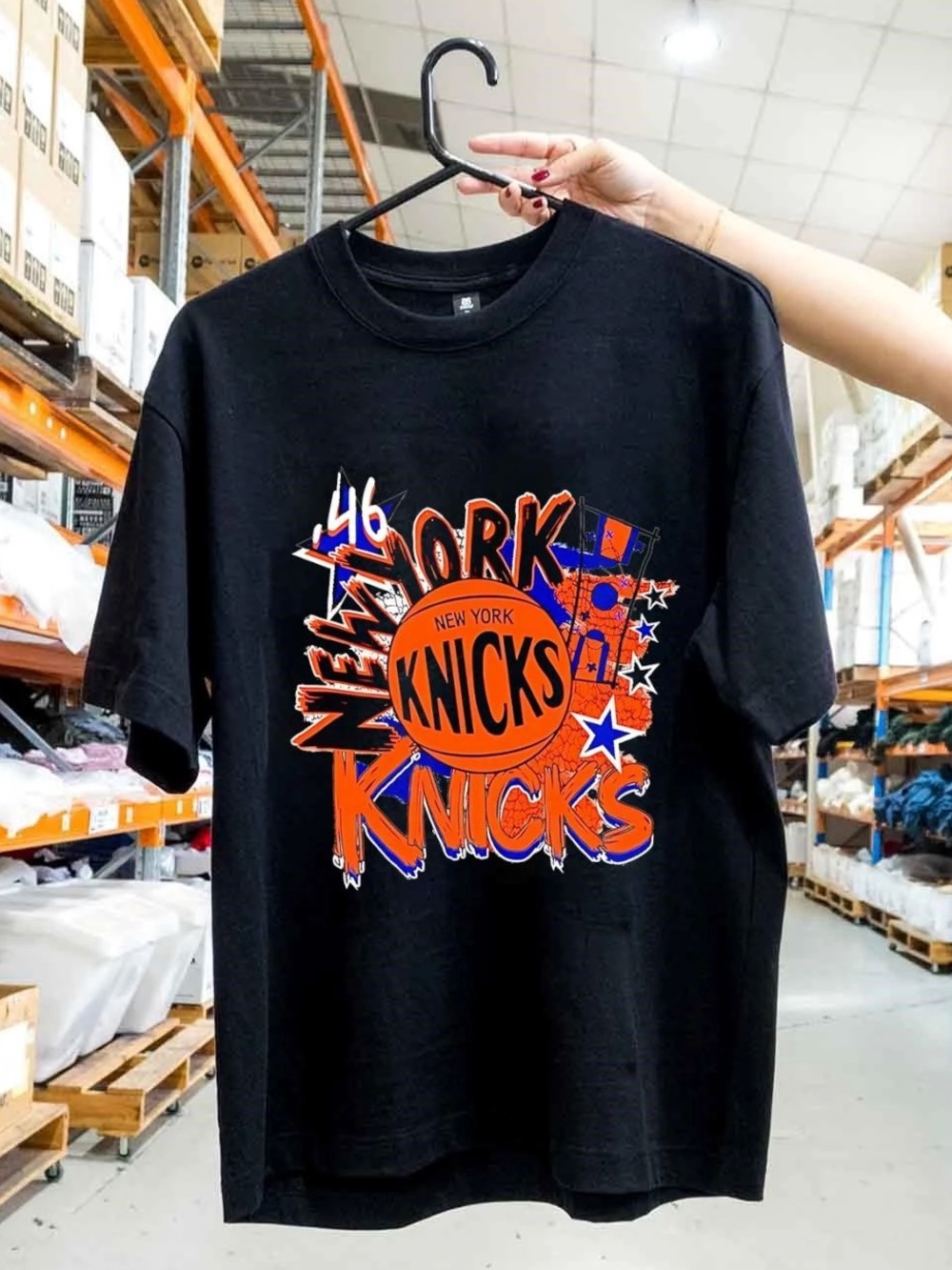 New York Knicks Black Graphic Tee